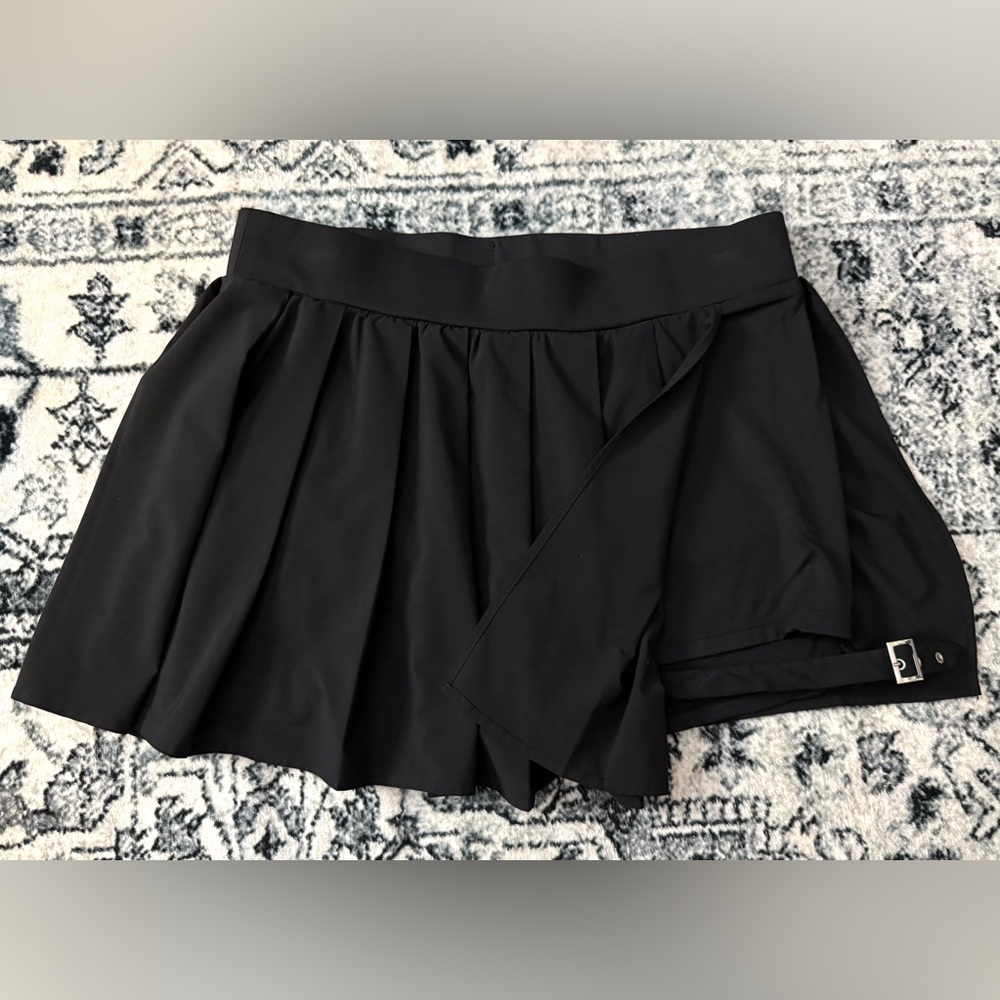 Halara Pleated skort with buckle detail